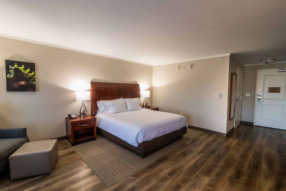 Hilton Garden Inn Bowling Green - photo 40