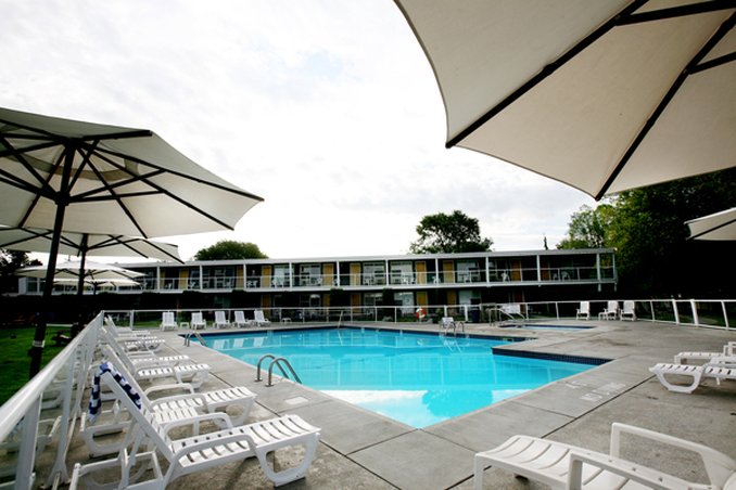 Lakeshore Inn in Kelowna, Canada