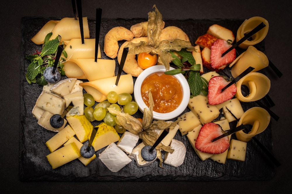 מזון ומשקאות