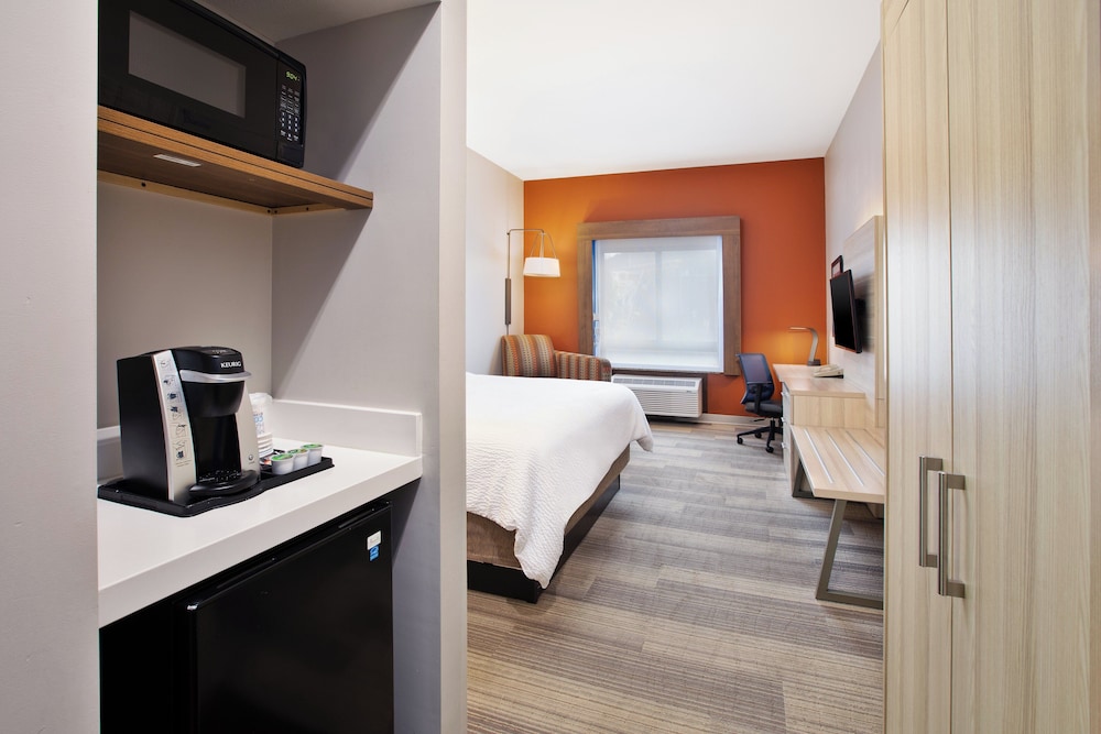 Holiday Inn Express Hotel & Suites Athens - photo 9