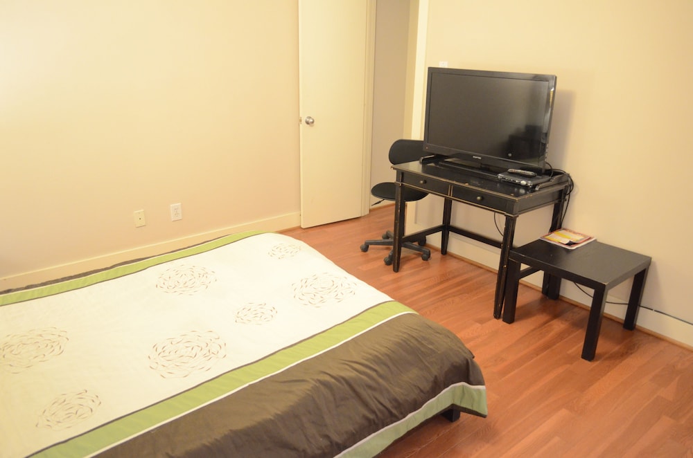 Modern B & B - photo 4