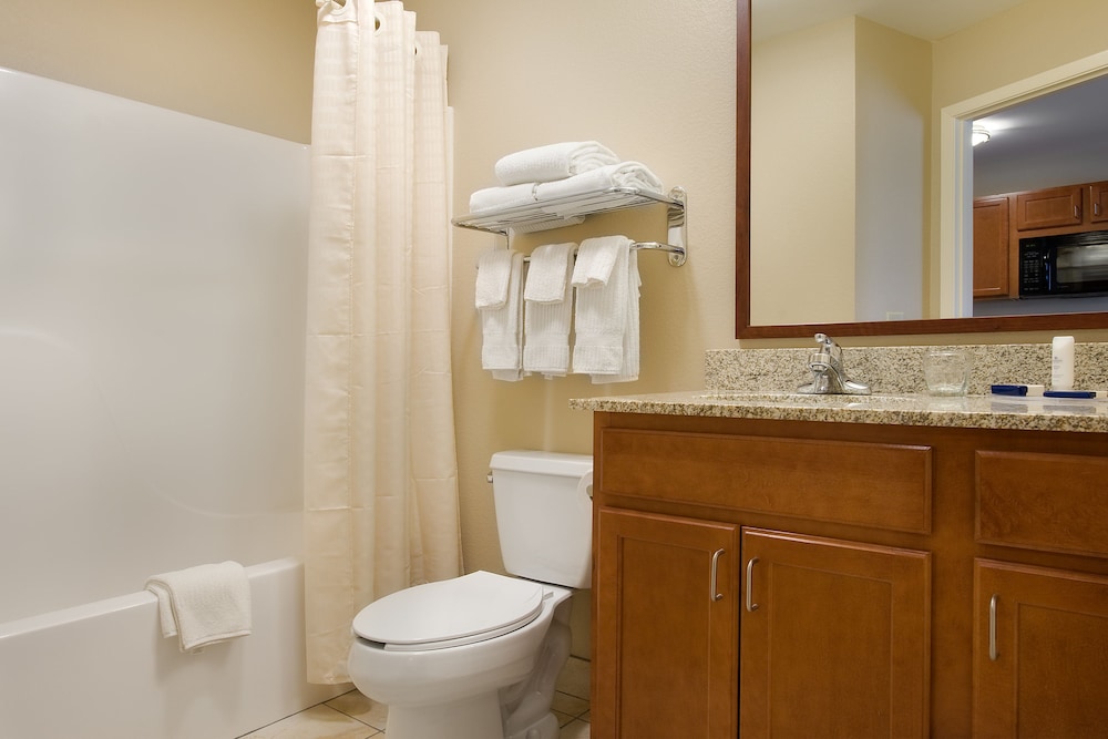 Candlewood Suites Wichita Falls at Maurine Street by IHG - photo 13