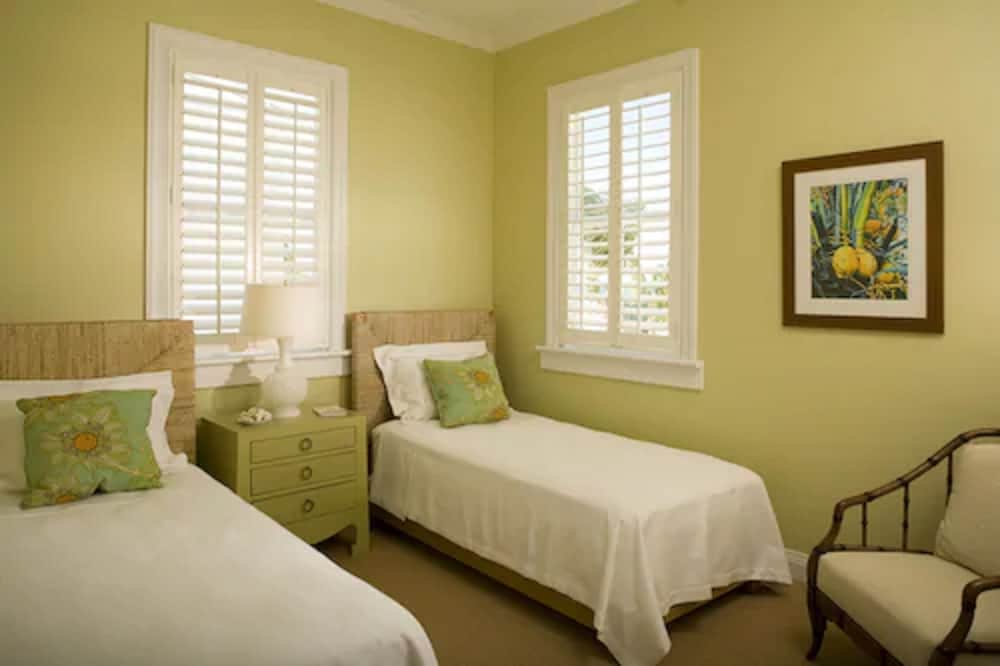 Cape Eleuthera Resort & Marina