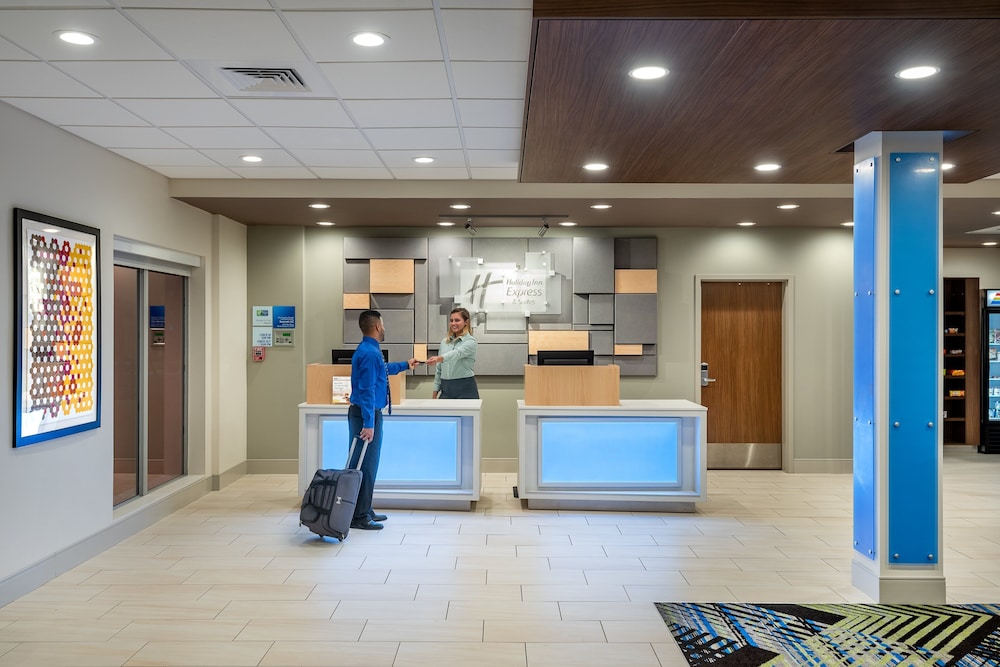 Holiday Inn Express & Suites Punta Gorda by IHG - photo 29