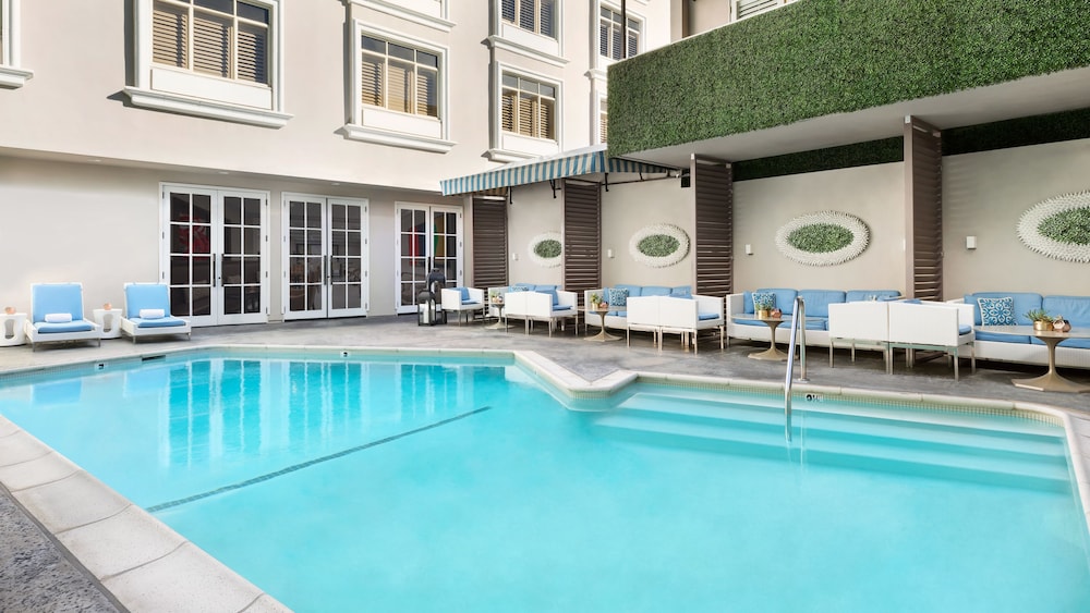 The Mosaic Hotel Beverly Hills - carbon neutral hotel in Beverly Hills