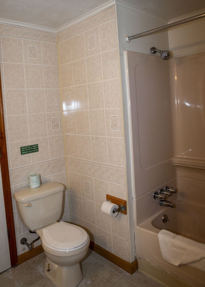 Chestnut Grove Resort - photo 79
