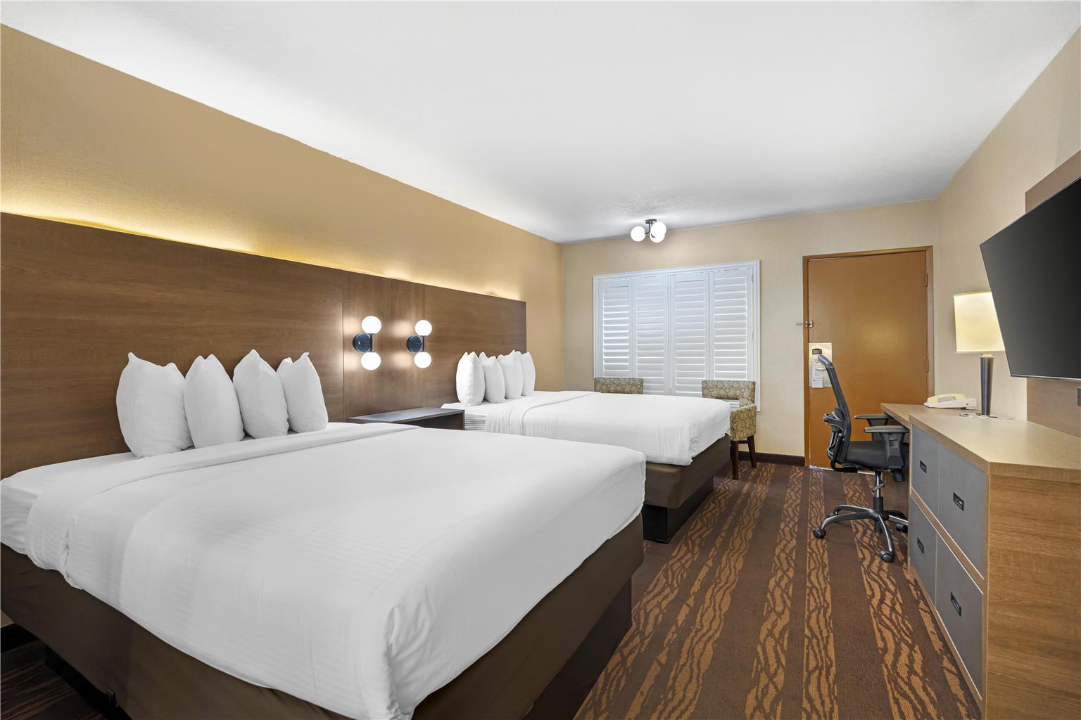 Best Western Plus Stovall's Inn - photo 36