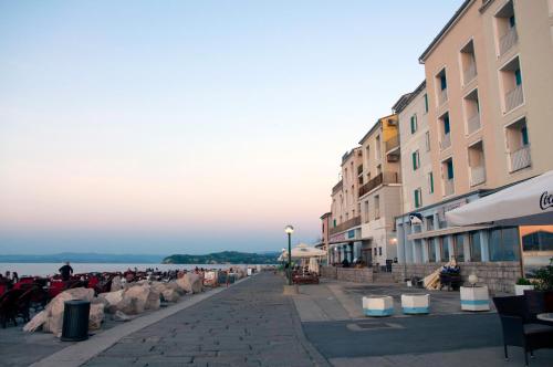 Spacious balcony apartment Piran — 4-Star Luxury Hotel in Piran, Slovenia