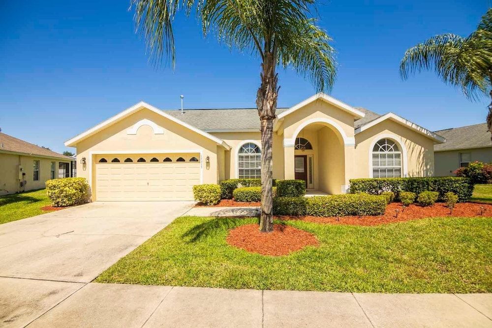 Orange Tree 15915 in Clermont, United States