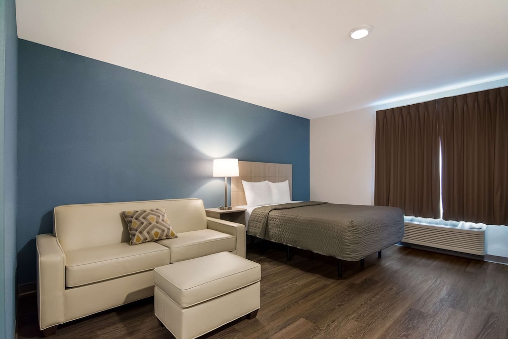WoodSpring Suites Morrisville Raleigh Durham Airport - photo 8