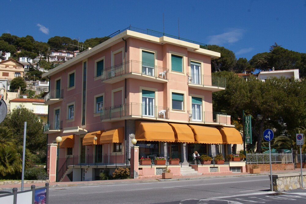 Hotel Garden — hotel in Andora