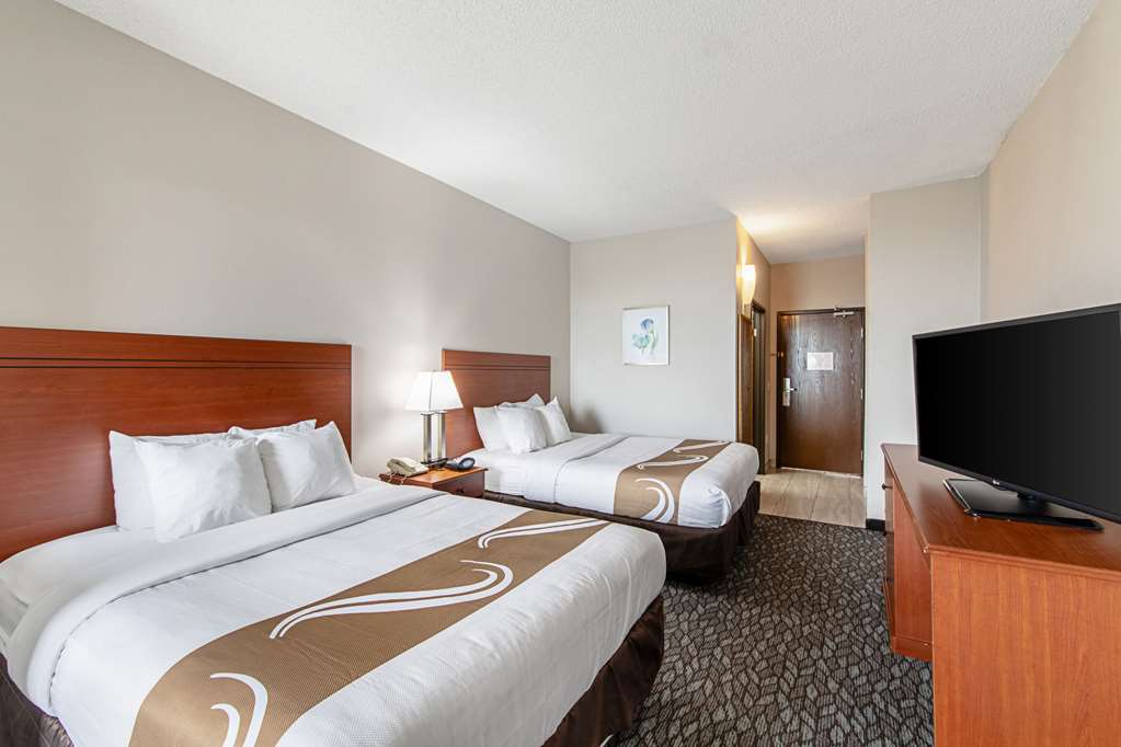 Quality Suites Austin South St. Elmo District - photo 20
