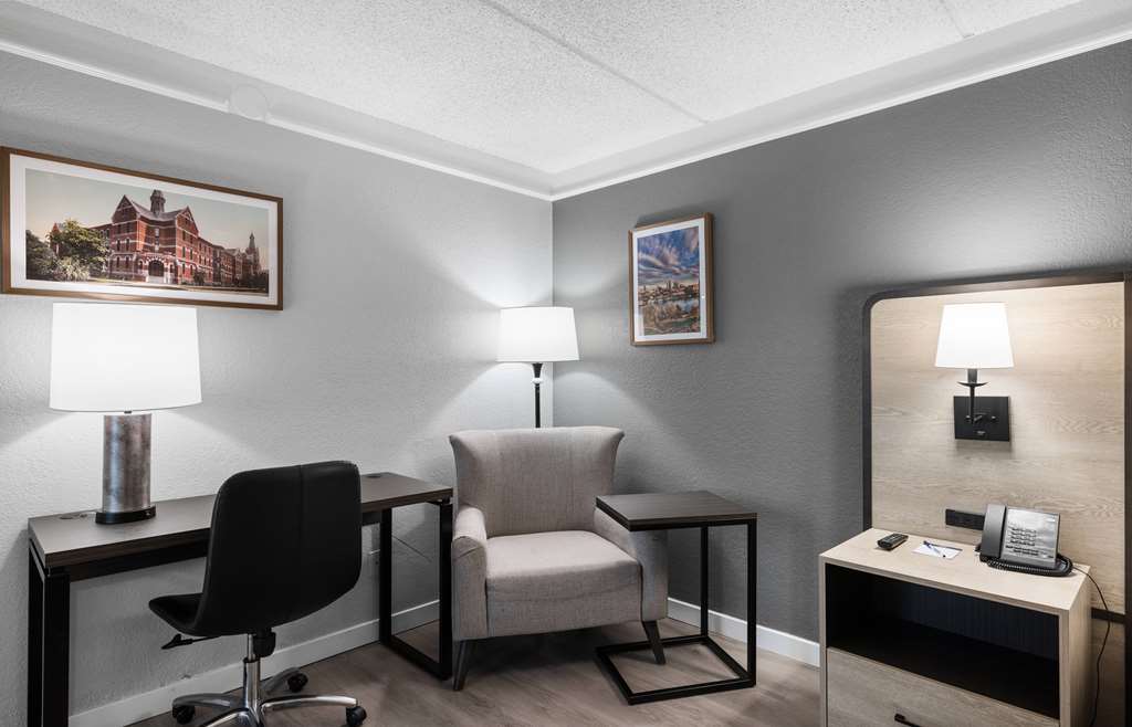 La Quinta Inn by Wyndham Stockton - photo 16