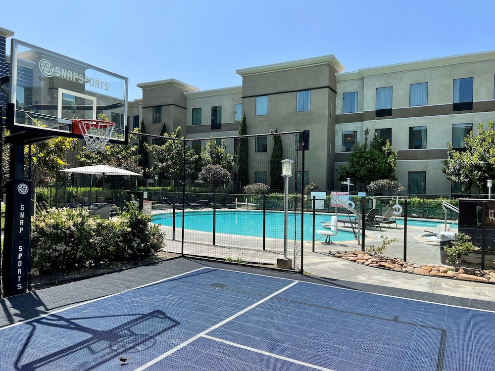 Holiday Inn Carlsbad by IHG - photo 45