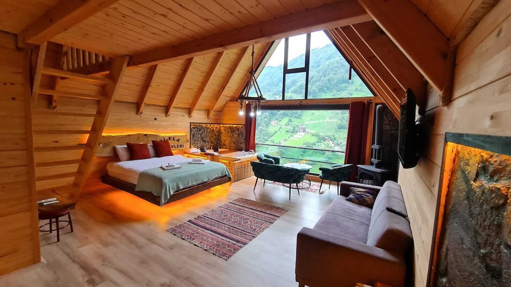 Siela - carbon neutral hotel in Camlihemsin