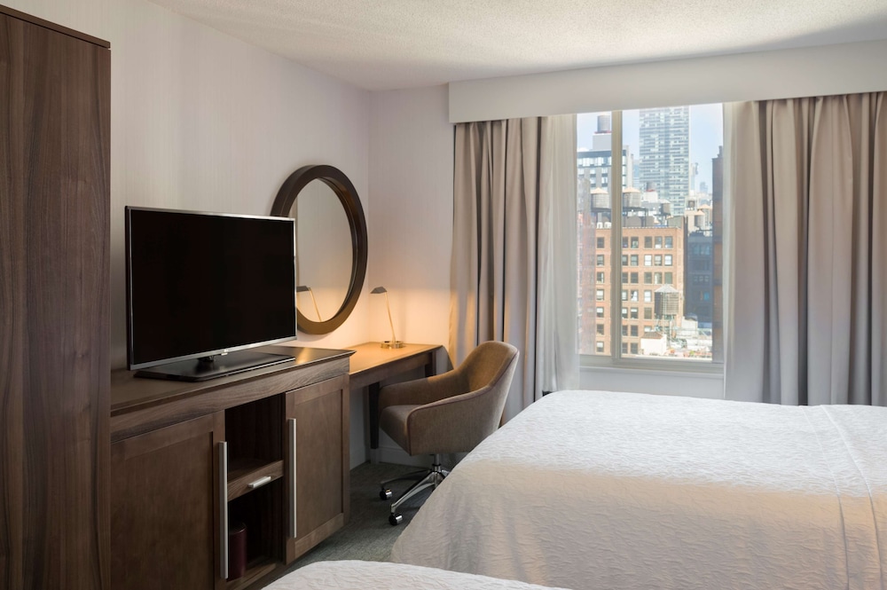 Hampton Inn Manhattan Chelsea - photo 16