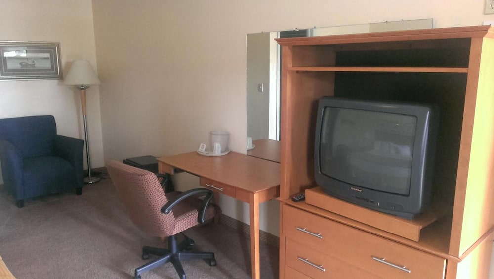 Branford Motel - photo 20