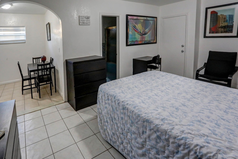 Green Seas Motel - photo 14