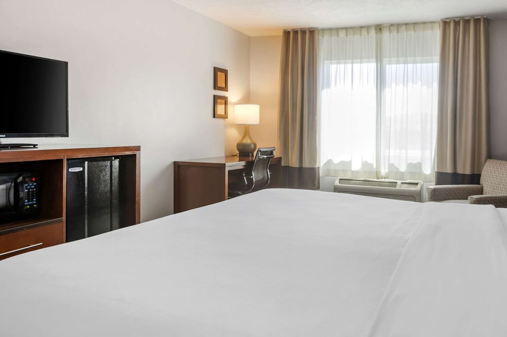 Comfort Inn & Suites Beaver Interstate 15 North - photo 10