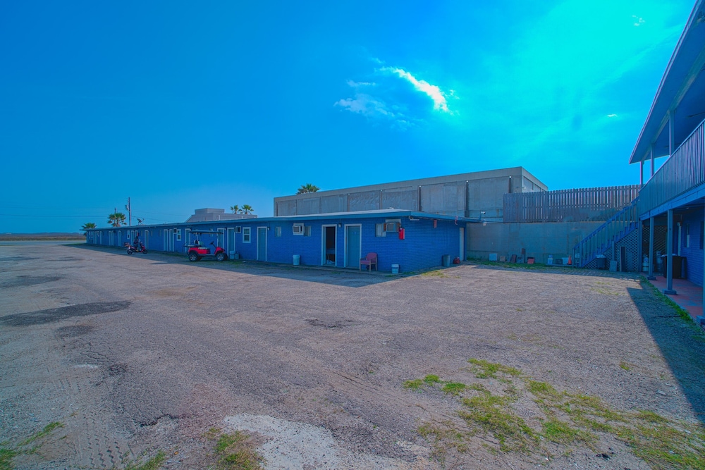 Monterrey Motel Padre Island Corpus Christi BY OYO - photo 5