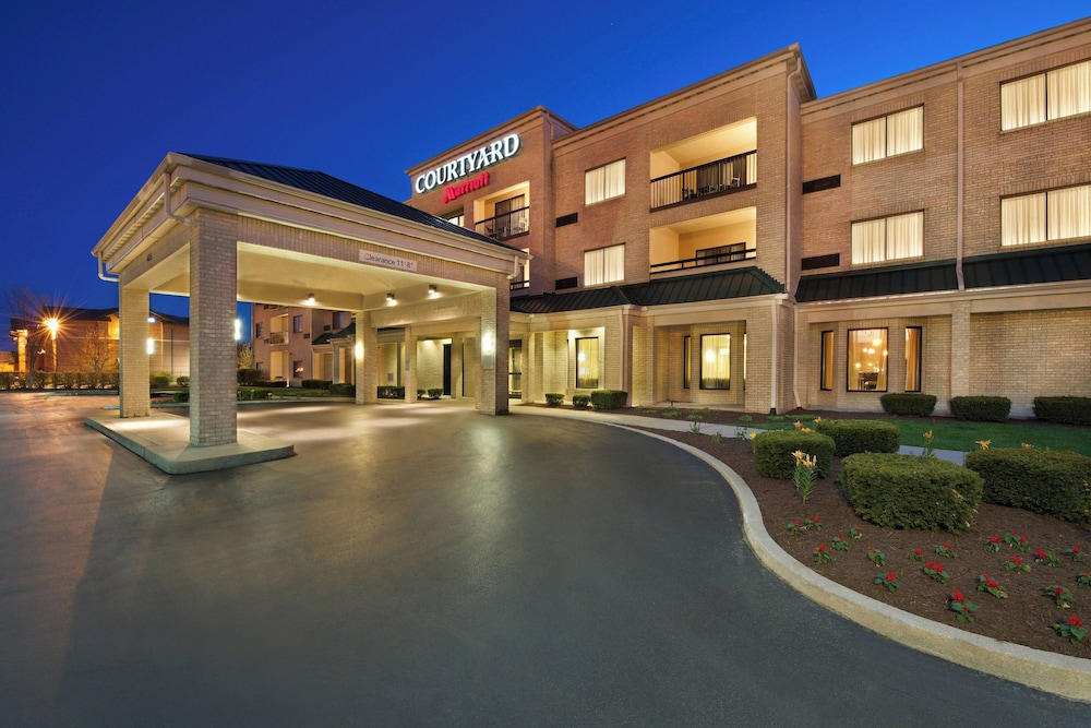 Courtyard by Marriott Mishawaka University Area - photo 19