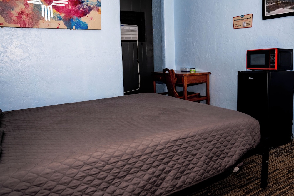 Maverick Motel and Glamp Ground - photo 13