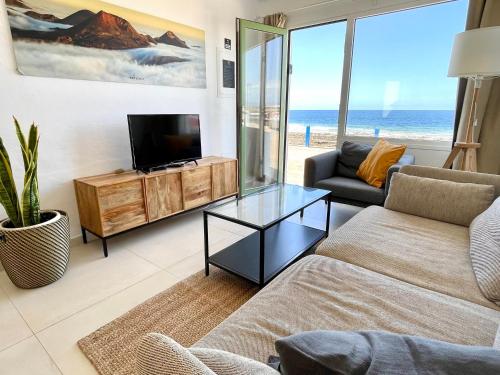 Weybeach1 Shared Terrace Ocean View Sea Frontline in Tinajo, Spain