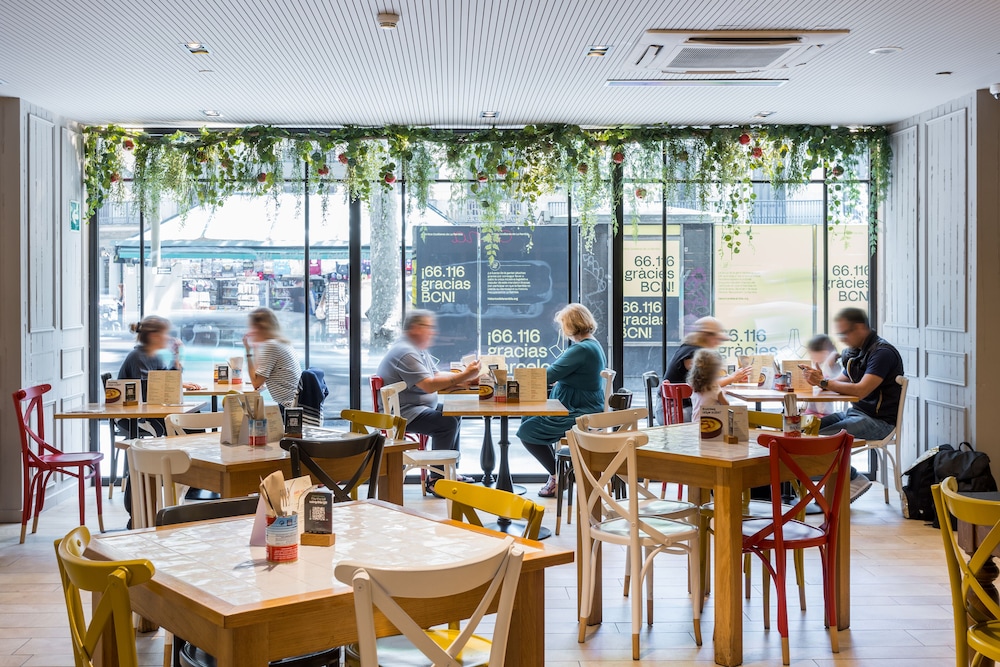 מזון ומשקאות