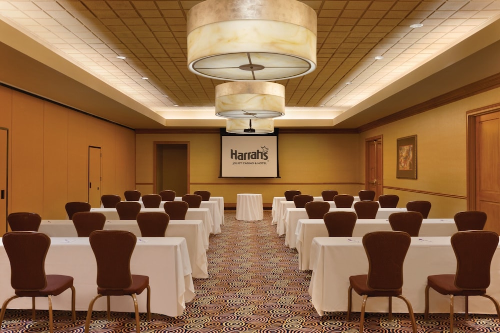 Harrah's Joliet Casino & Hotel A Caesars Rewards Destination - photo 46