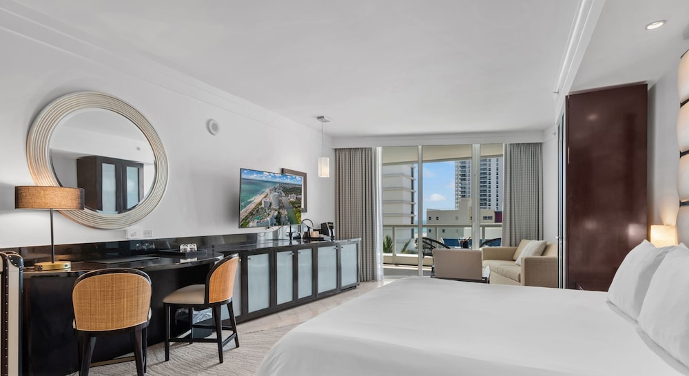Fontainebleau Miami Beach Private Luxury Suites - photo 17