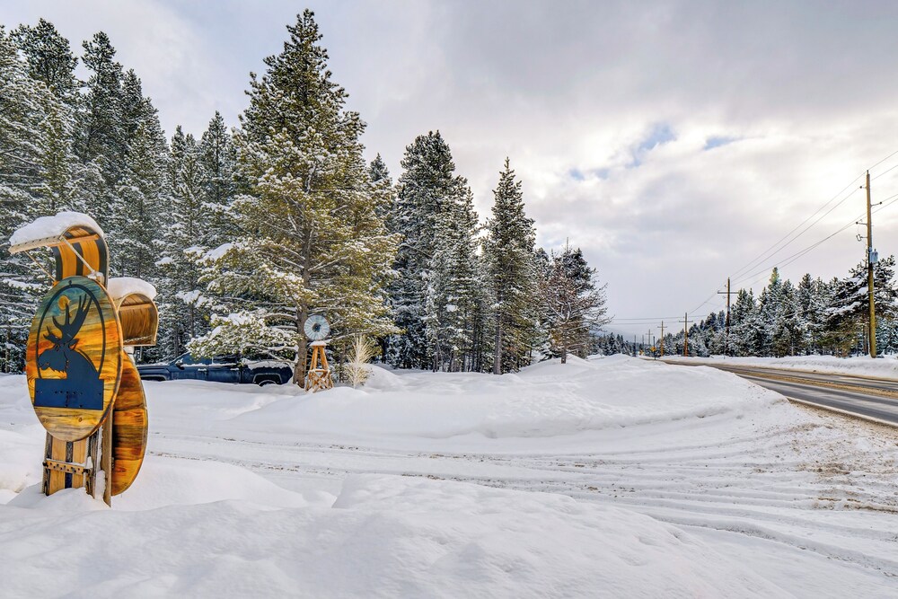 5 Mi to Breckenridge Ski Resort: Cozy Wood Cabin - photo 29