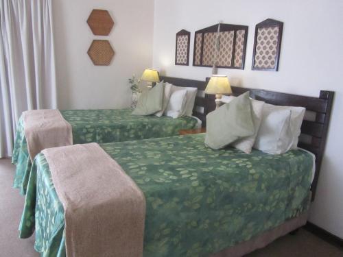 Thatchers Guest House — 4-Star Luxury Hotel in Witbank, South Africa