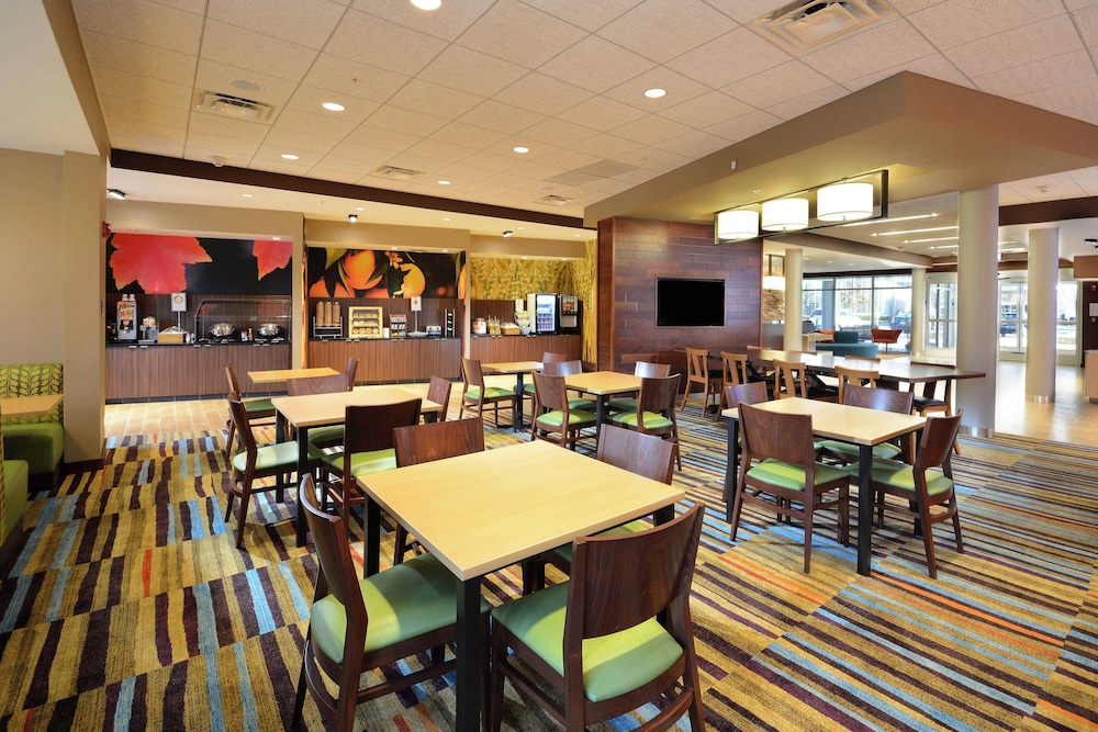 Fairfield Inn & Suites by Marriott Raleigh Capital Blvd. I 540 - photo 44