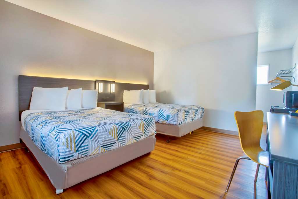 Motel 6 Salem OR Expo Center - photo 7