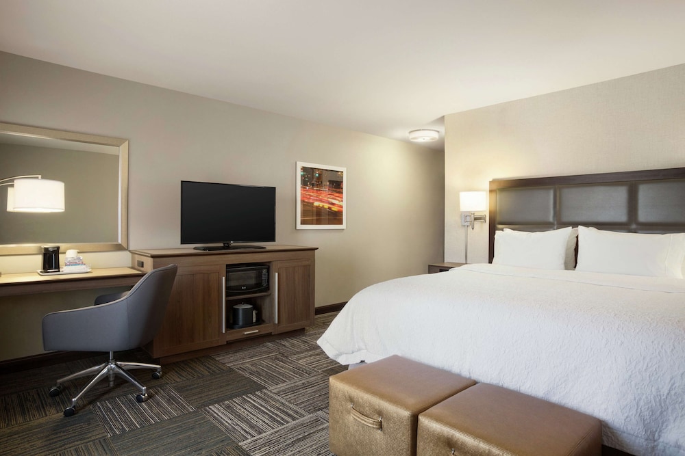 Hampton Inn & Suites Minooka - photo 6