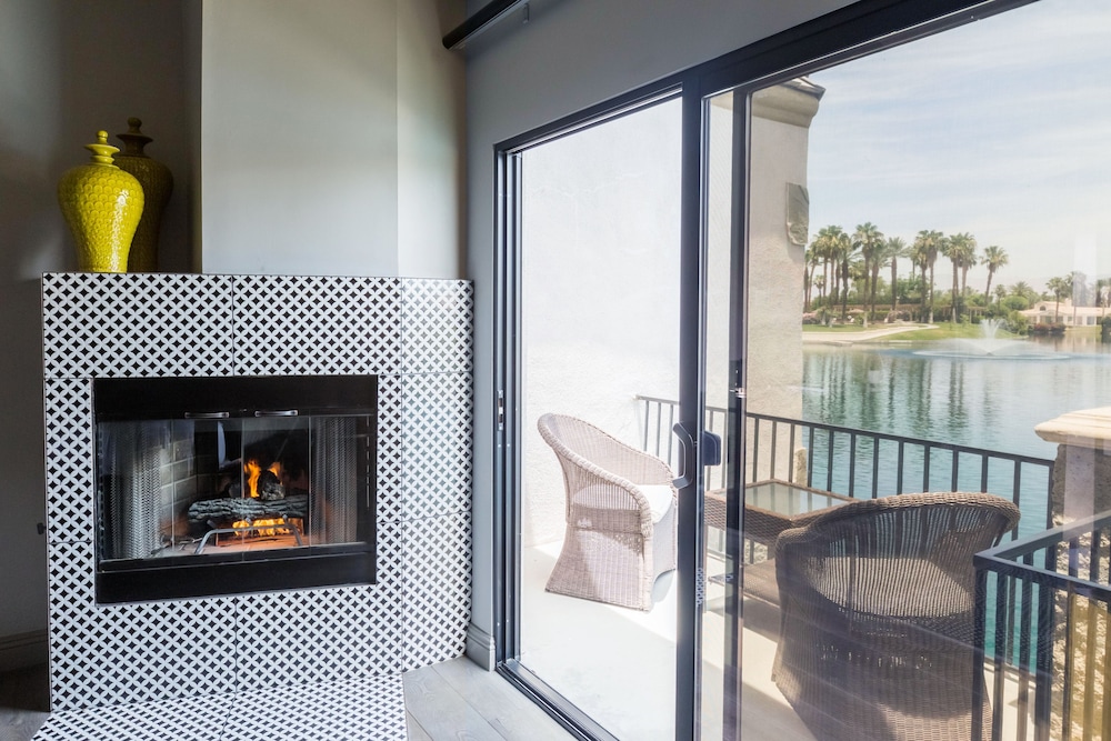 The Chateau at Lake La Quinta - photo 18