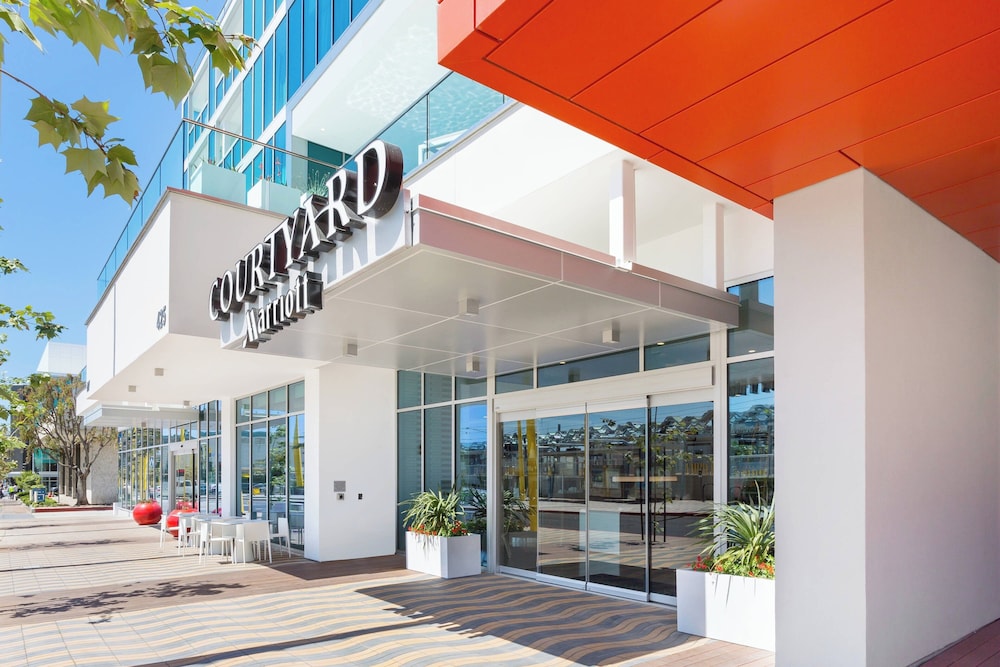 Courtyard by Marriott Santa Monica - photo 53