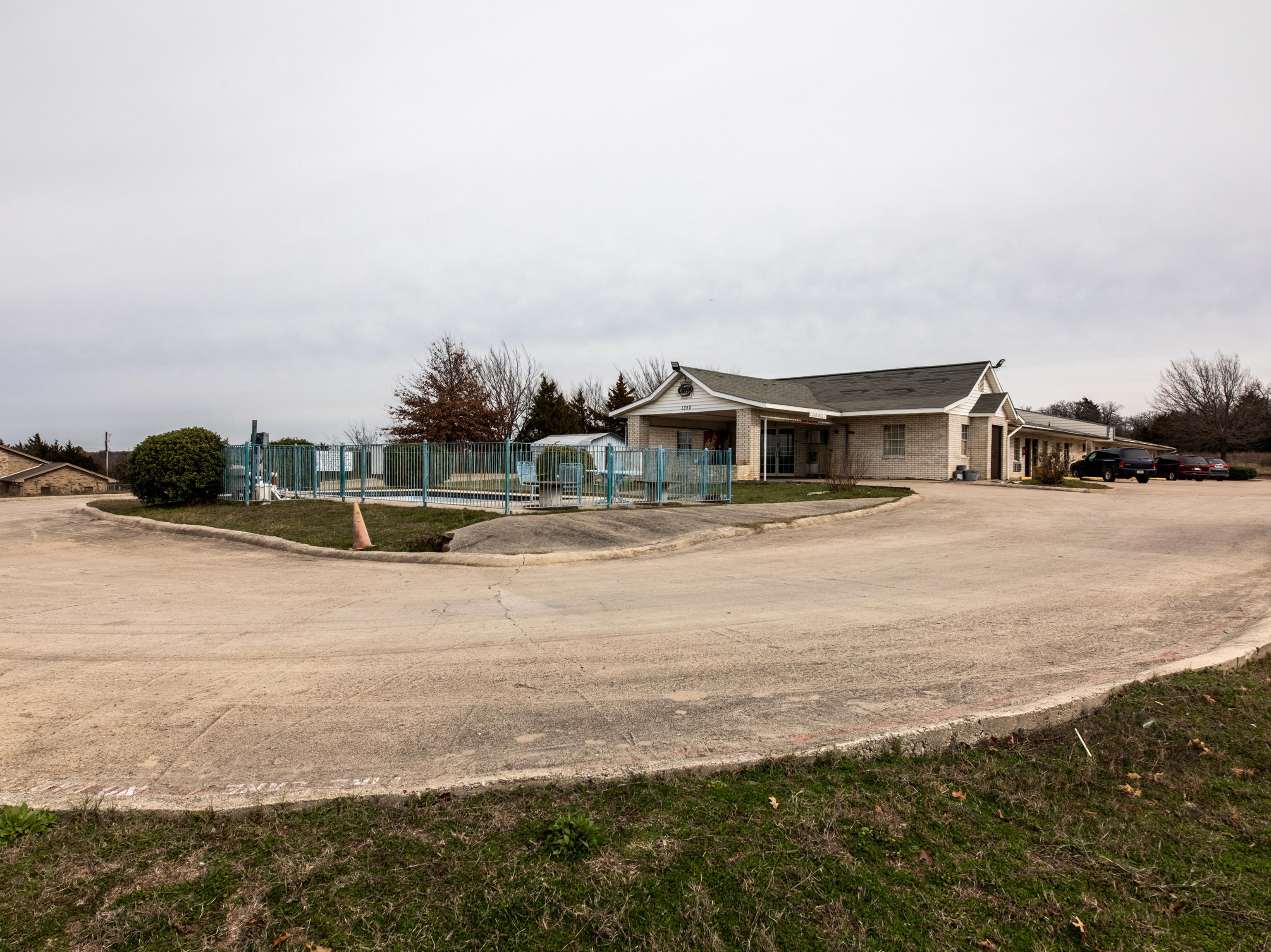 OYO Hotel Decatur TX Hwy 287 Northwest - photo 5