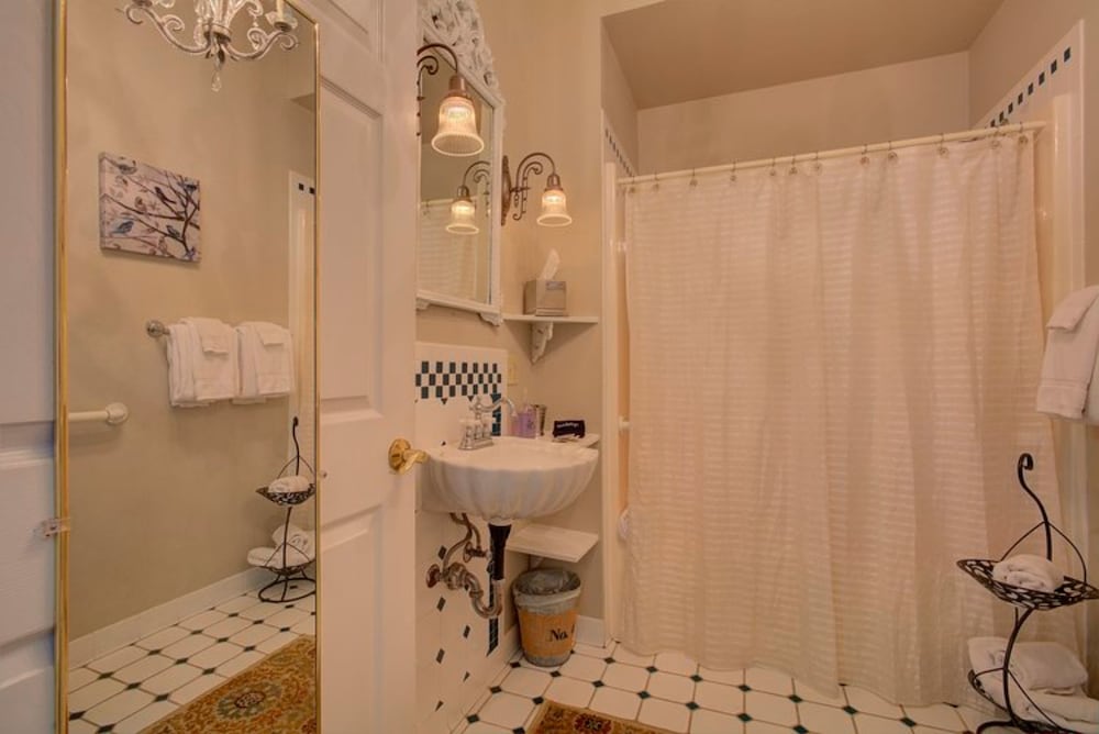 The Inn At Ocean Springs - photo 17