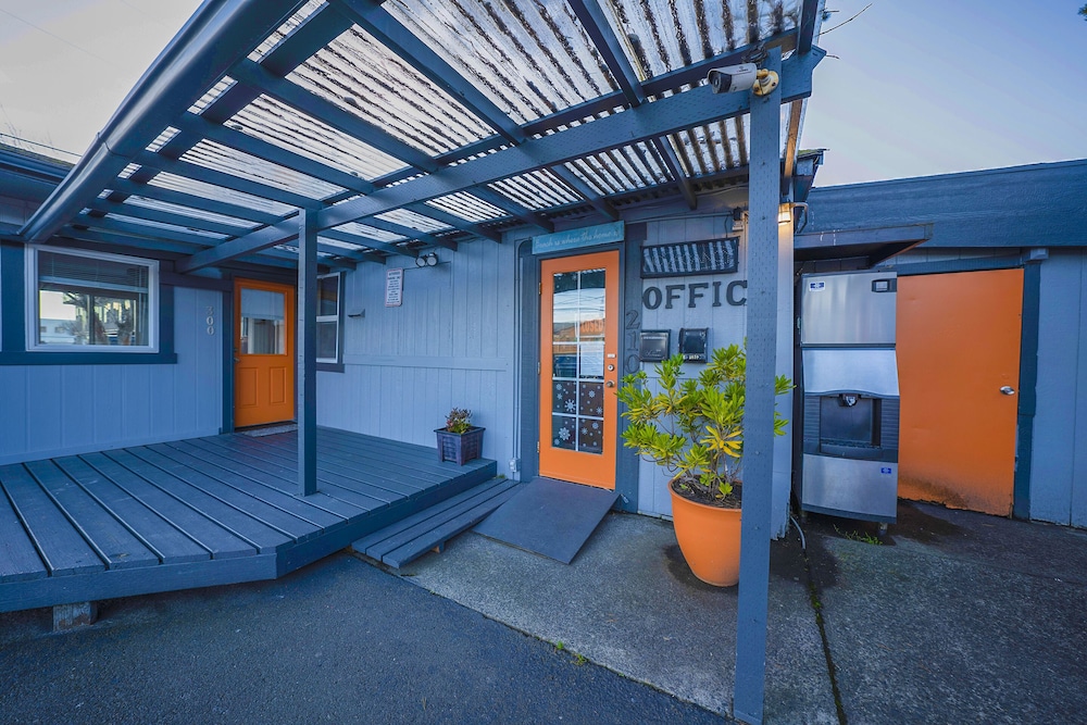 City Centre Motel by OYO - photo 3