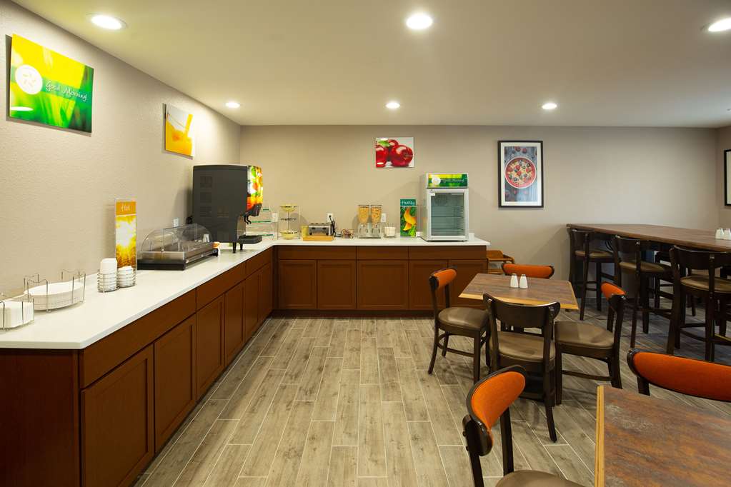 Quality Inn & Suites Hammond Near I 8090 - photo 51