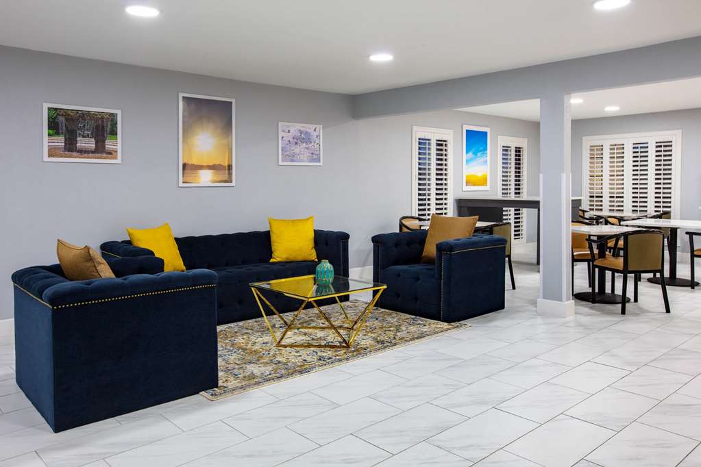 Days Inn by Wyndham Granbury - photo 8