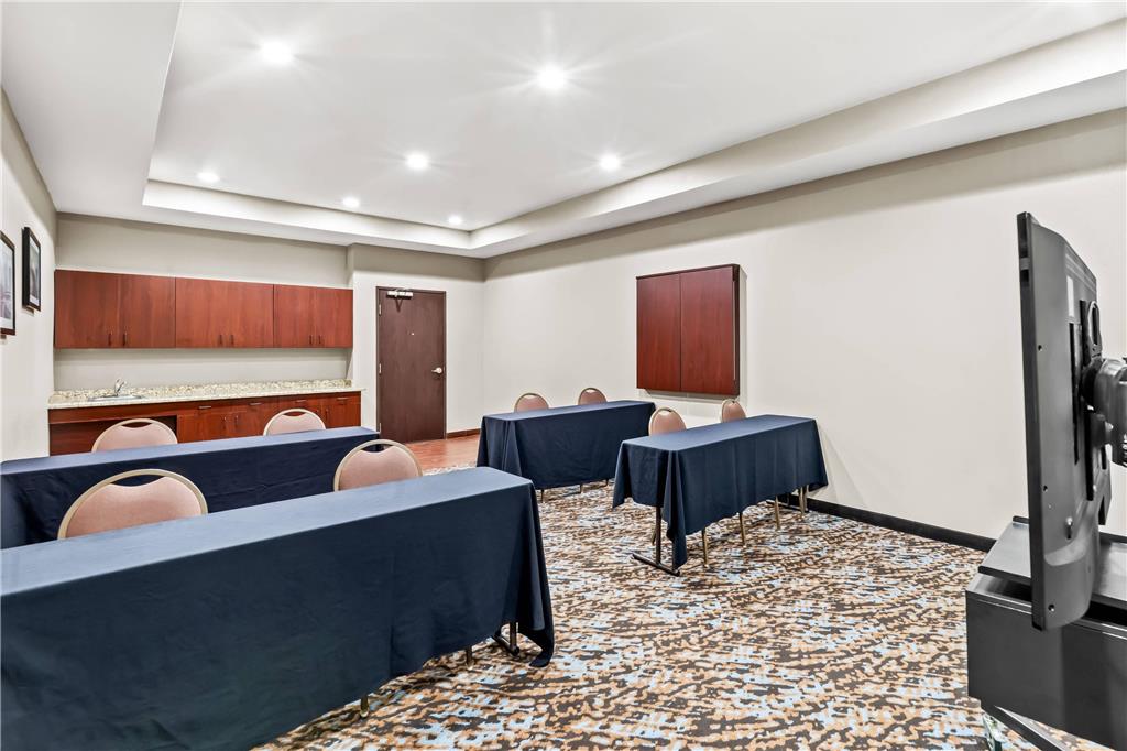 MainStay Suites Lufkin - photo 51