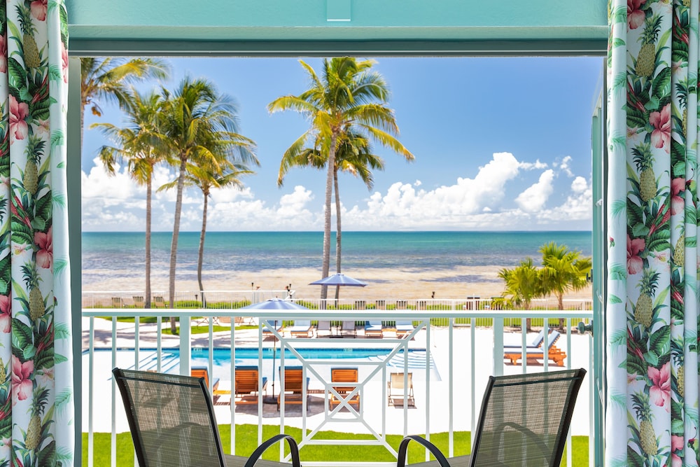 Grassy Flats Resort & Beach Club - photo 3