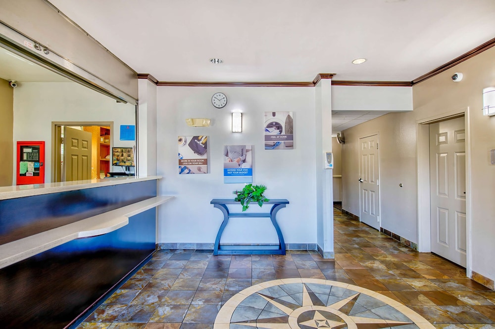 OYO Townhouse Beaumont Medical Center Area - photo 3