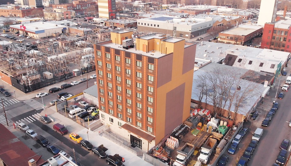Lotus BLU Inn & Suites - photo 60