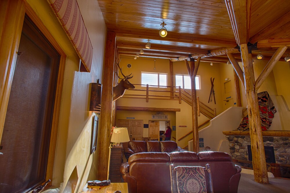 Teewinot Lodge by Grand Targhee Resort - photo 3