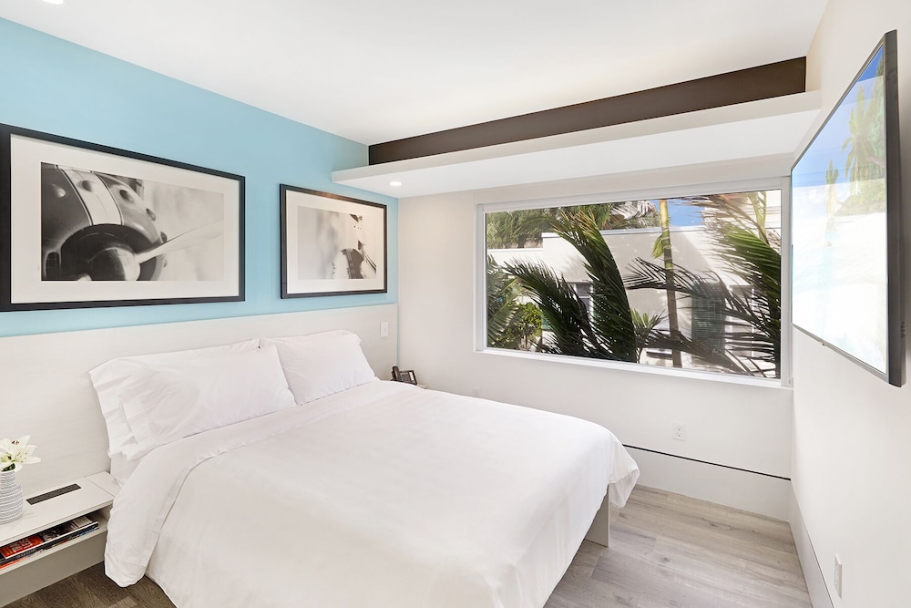 Ocean Treasure Beachside Suites - photo 25