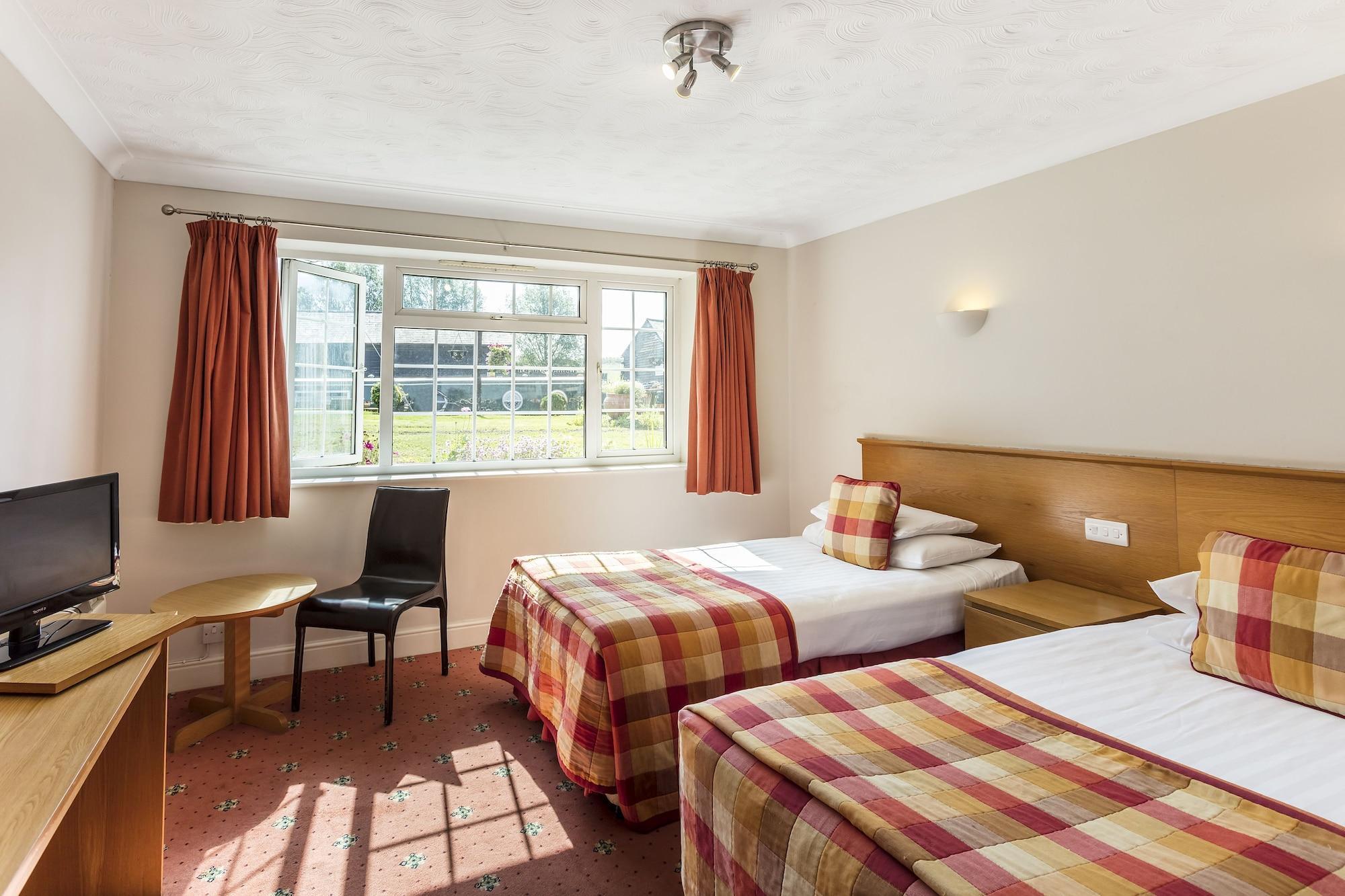 Roydon Marina Village Lodges — hotel in Roydon