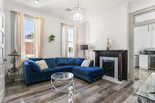 Spacious Mid City 1BD On The Canal Streetcar Line — 4-Star Luxury Hotel in New Orleans, United States